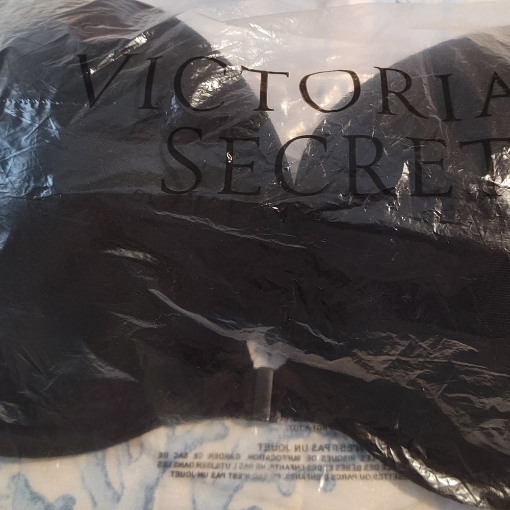 Victoria Secret razorback black push up Bra